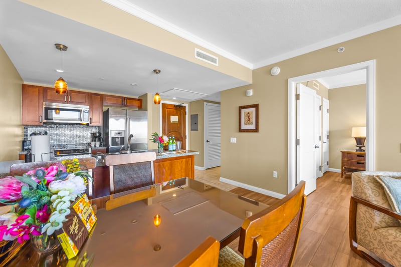 A cozy dining nook made for meaningful moments HKK-922