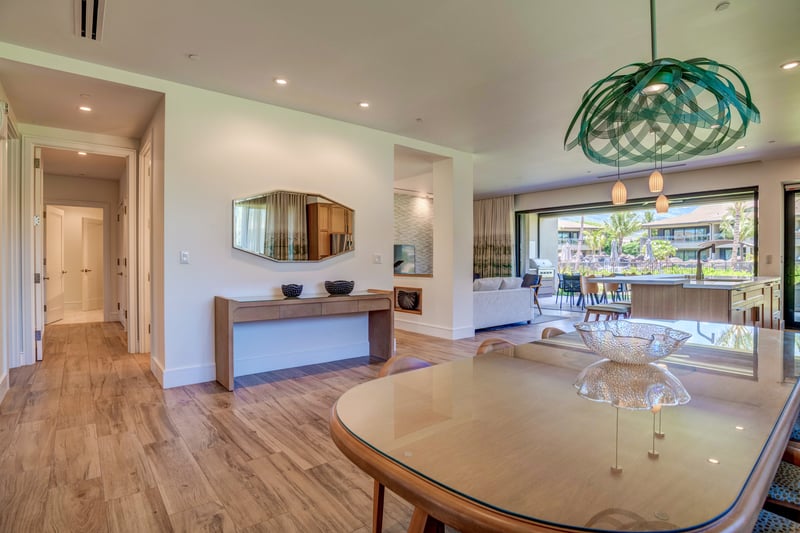 Open dining space with seating for six and effortless flow