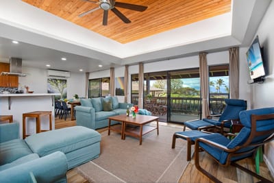 Open-concept elegance meets Maui’s natural beauty.