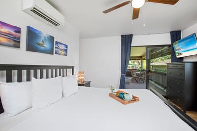 Wake up to the sound of palms swaying in this serene Kaanapali retreat.