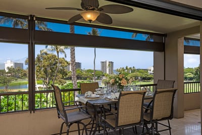 Compact yet full of charm, this balcony is pure delight.