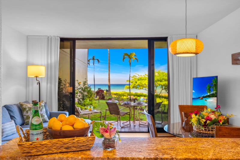 Lush tropical landscaping meets breathtaking Pacific Ocean views from your retreat KS-104