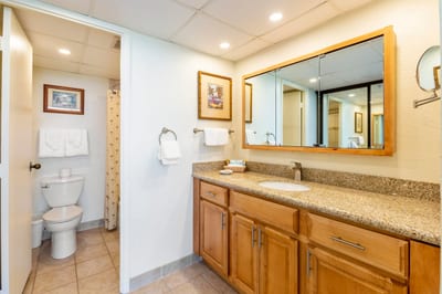 All the essentials in a clean, elegant setting.