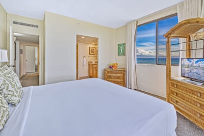 Ocean dreams start here—cozy, calm, and inviting.