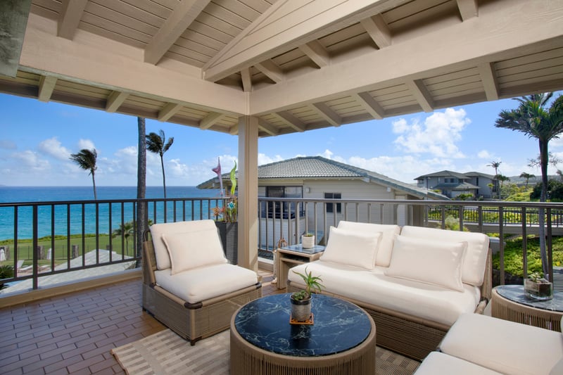 Your new favorite hangout spot comes with cushiony comfort, coastal charm, and a front-row seat to paradise