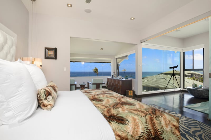 Ocean views from bed and a telescope to boot — this suite is the perfect blend of luxe and laid-back