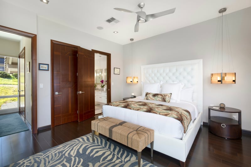 This is the kind of room that makes you cancel plans, extend your stay, and forget what day it is