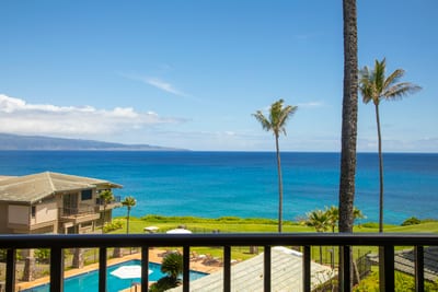 Ocean so blue it deserves its own fan club—front-row seats to sea breezes, swaying palms, and total relaxation KBV-24B2