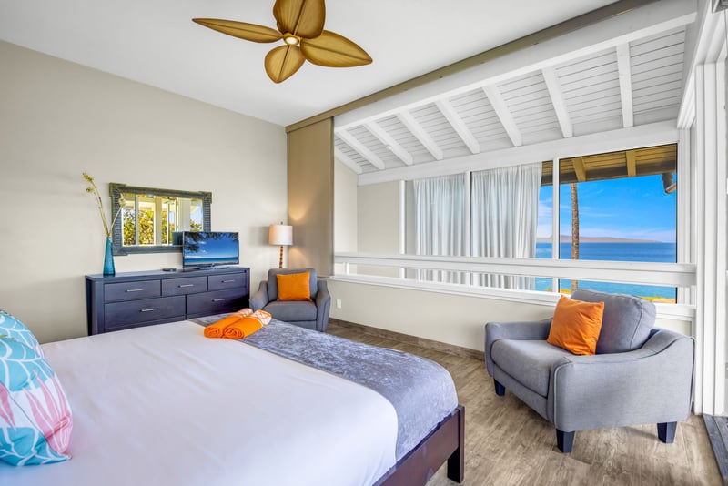 Wake up to ocean views and natural light.  KBV-24G3
