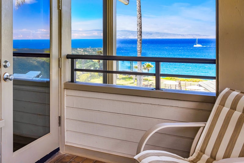 An open balcony lets the breeze blow through enough so you can feel the ocean air. KBV-24G3