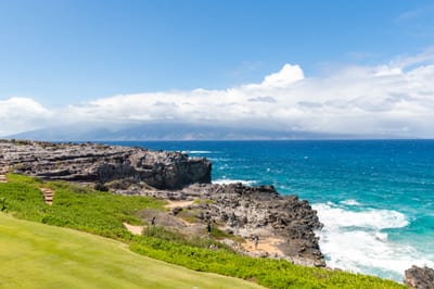 Here, even the cliffs have character—sharp edges, bold colors, and serious postcard potential