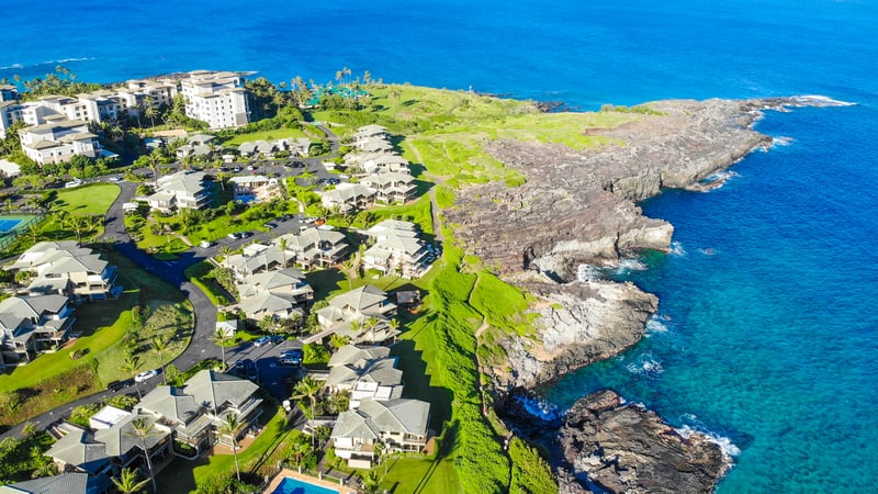 The Kapalua Coastal Trail, on your way to Kapalua Bay! KBV-30G2