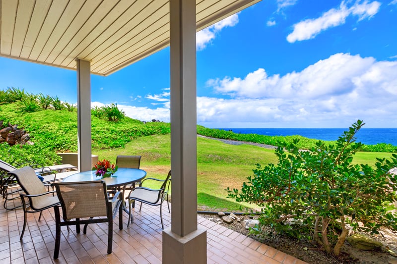 Ground floor oceanfront villa!  Walk alongside the ocean, right from your doorstep. 