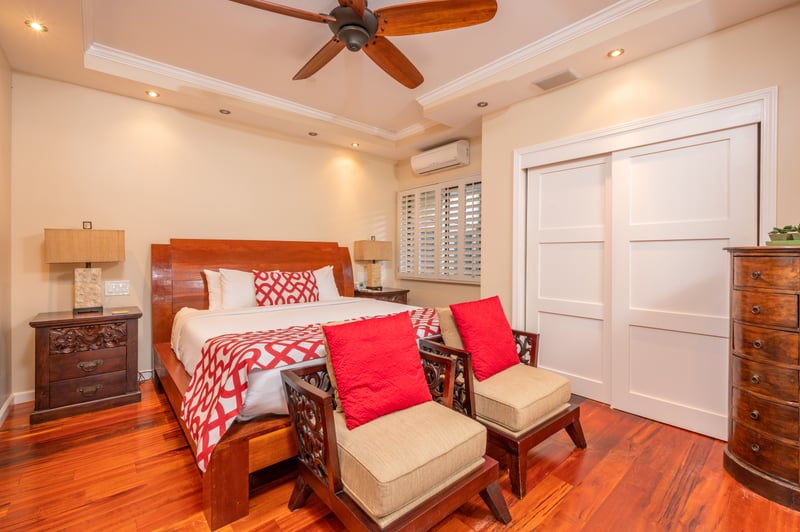 Let this master suite wrap you in luxury after a sun-soaked day—rest, recharge, repeat KGV-14P6