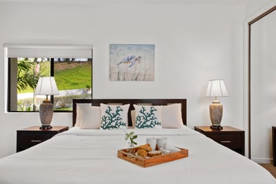 This isn’t just a bed—it’s a cozy launchpad to a day of seaside fun or the softest, sleepiest island siesta imaginable KGV-14V3