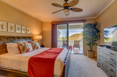 Golden tones, soft linens, and a view worth waking up for — this master suite is comfort wrapped in coastal charm KGV-16T4