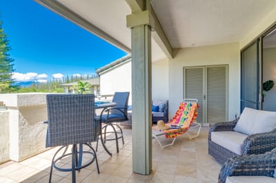 This lanai is more than a place to sit—it’s where slow mornings linger, books unfold, and every sunset feels cinematic KGV-17T5