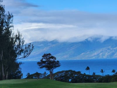 Mornings like this at Kapalua—lush greens, deep blues, and clouds kissing the mountains. Pure Hawaiian serenity KGV-17T5