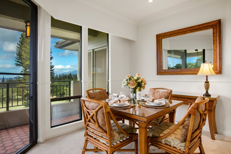 Open the doors, let in the breeze, and enjoy a meal surrounded by nature’s calm and the comfort of home KGV-17V3