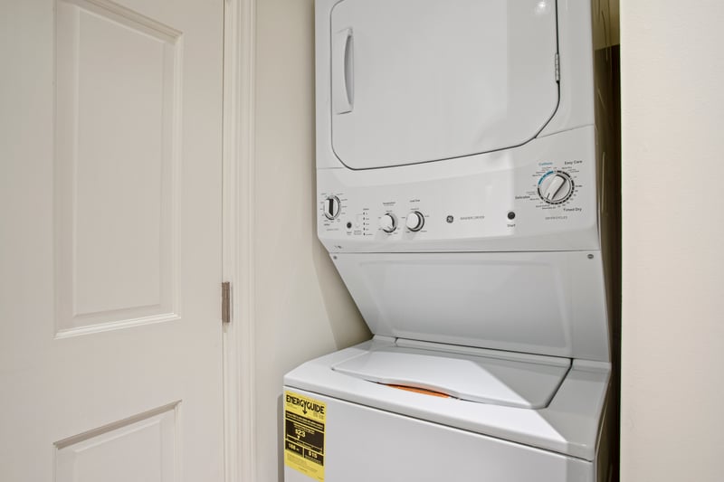 Whether it’s ocean breeze or waterfall spray, clean up in style with our private laundry setup—convenience redefined KGV-17V3