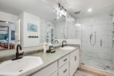 Double sinks, sleek lines, and a shower that basically sing KGV-19P2