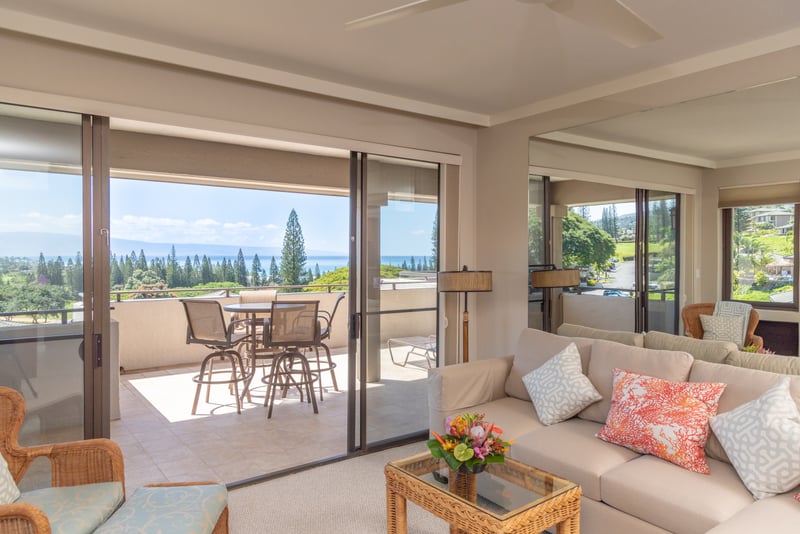 Comfort meets elegance in this peaceful living space, perfect for long chats and cozy afternoons KGV-19T1