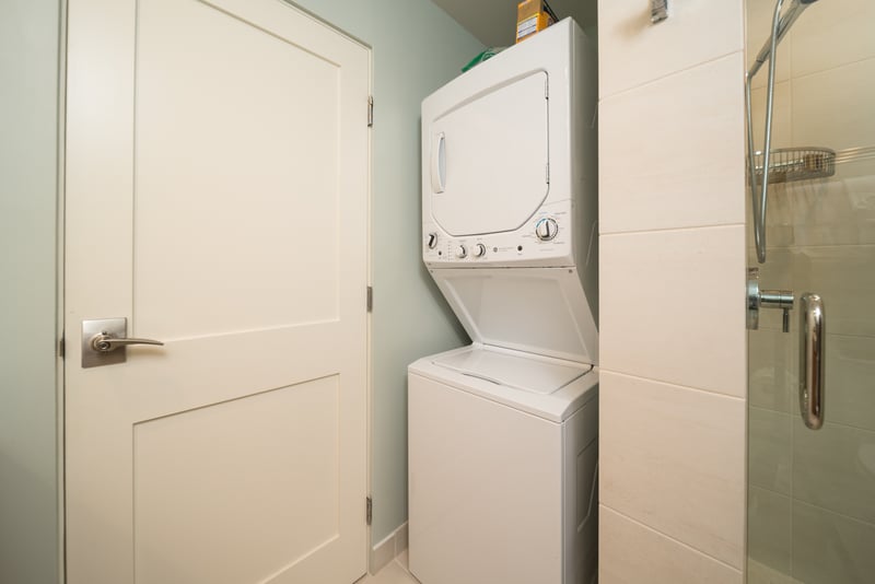 Tidy travels made easy—refresh your wardrobe with your own private washer & dryer KGV-19T1
