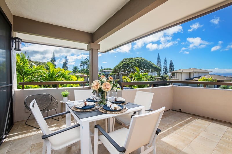 Dine al fresco with panoramic views of the Pacific, lush greenery, and swaying palms, paradise served daily KGV-20T2