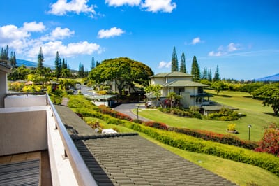 Panoramic views, with the ocean on one side and the mountains on the other KGV-20T8