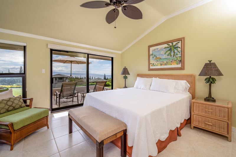 From sunburns to sweet dreams — your island sanctuary awaits just steps from the beach KGV-21P2