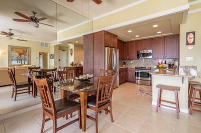 Sophisticated island decor sets the tone for cozy meals and memorable gatherings KGV-21P2