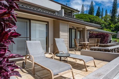 From sunrise to twilight, soak in calm scenes and cool breezes overlooking Maui’s most serene green space