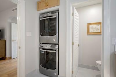 Whether it’s ocean breeze or waterfall spray, clean up in style with our private laundry setup—convenience redefined