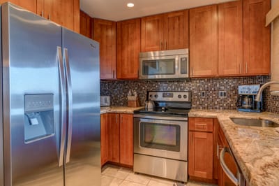 This cozy, well-equipped kitchen invites you to slow down, savor island flavors, and feel truly at home with every meal you create