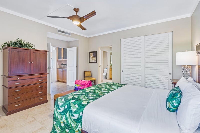 Spacious tropical suite with modern elegance and island-inspired accents.