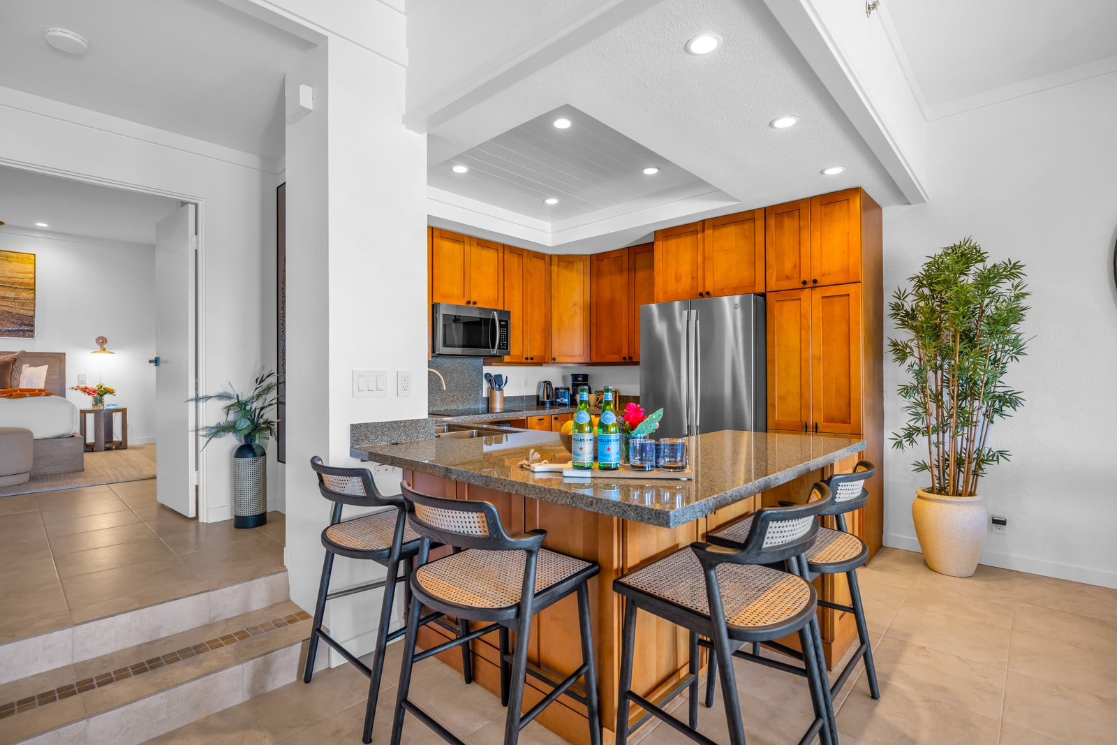 The kitchen island offers seating for easy breakfasts or snacks after the beach. KGV-24P7