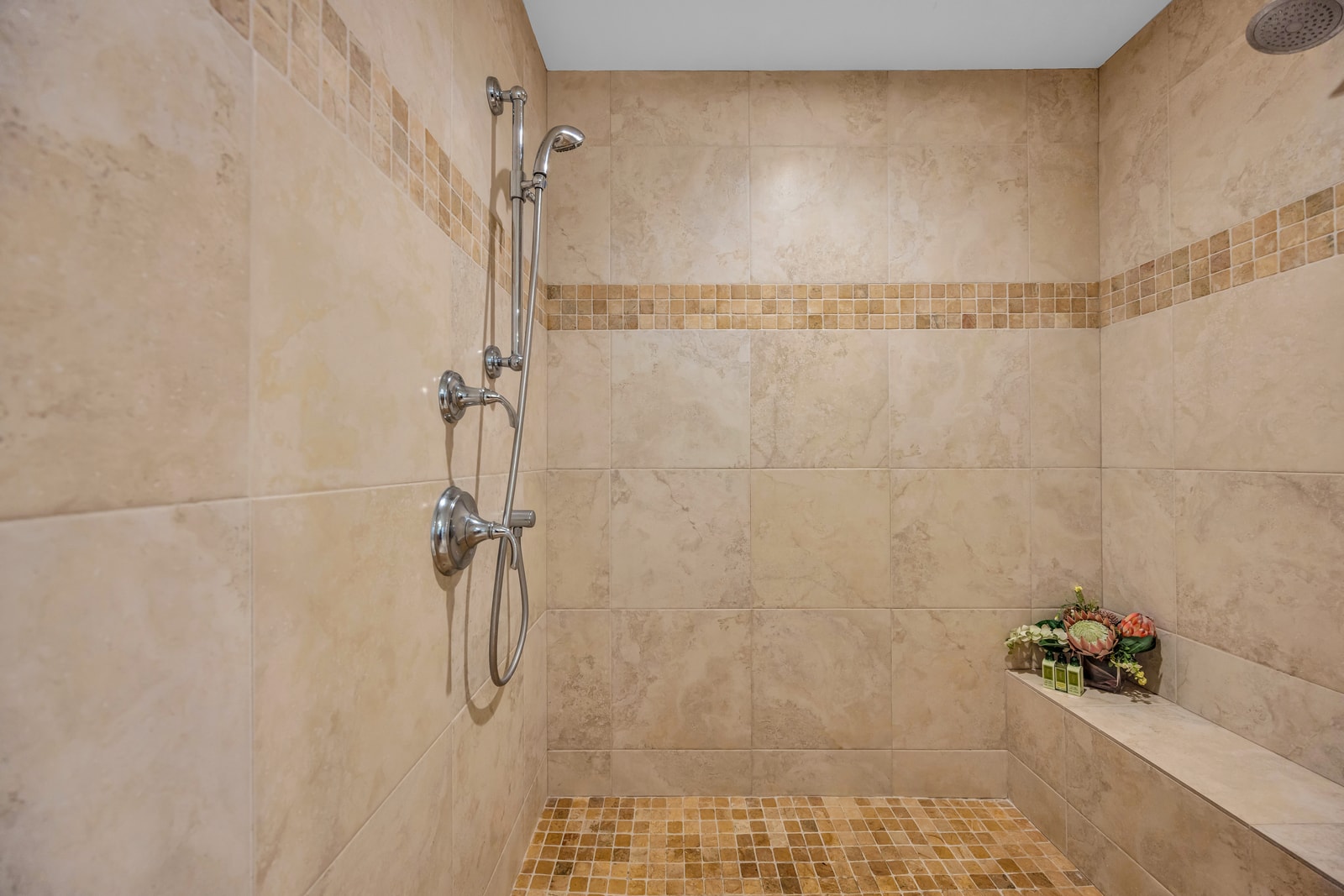 Enjoy a tiled walk in shower with clean lines and modern finishes. KGV-24P7