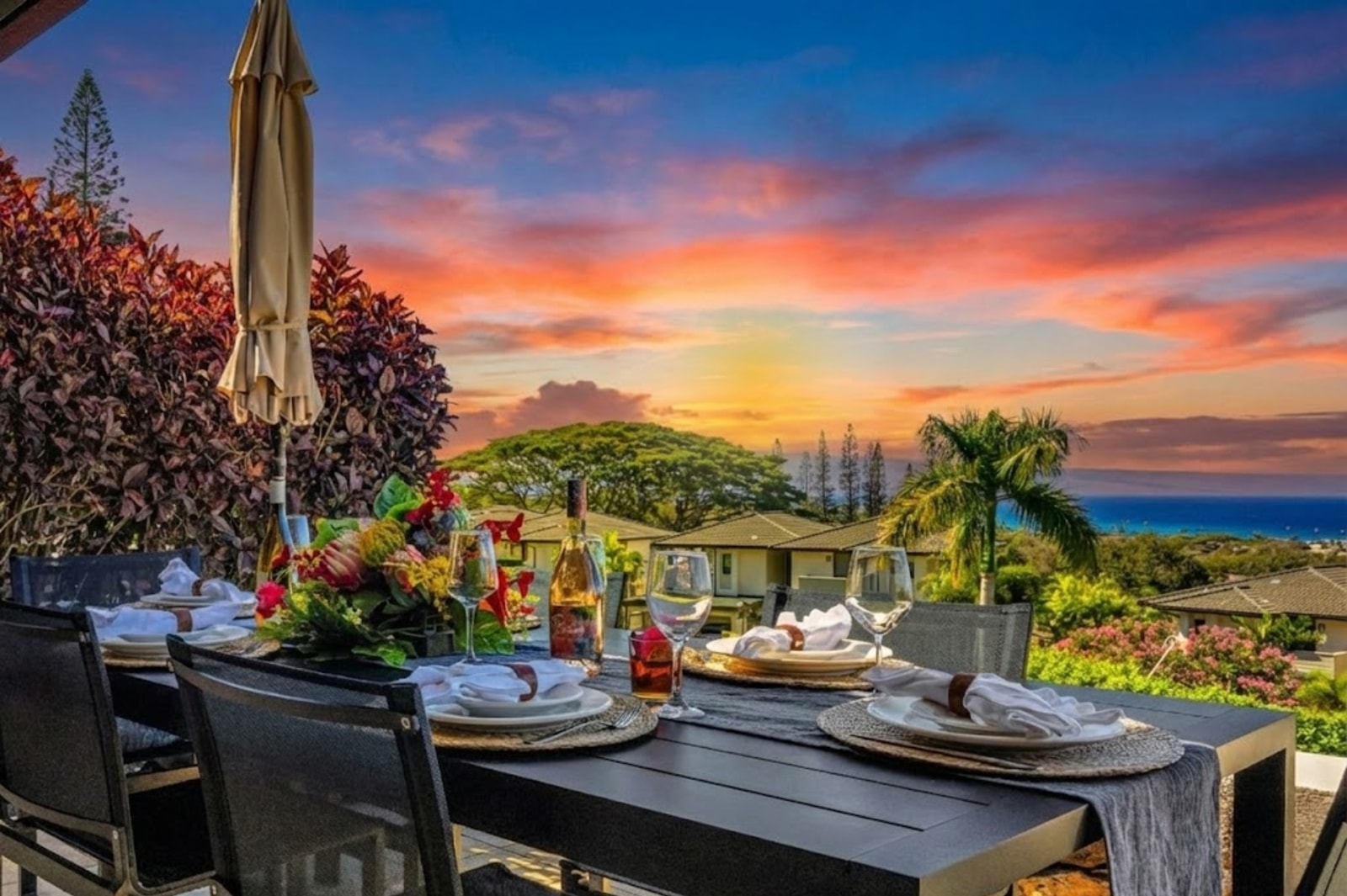 Gather for sunset drinks on the lanai with a spacious dining table and peaceful resort and ocean views. KGV-24P7