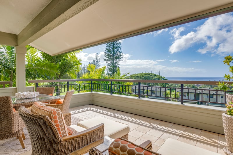 This isn’t just a table—it’s a front-row seat to Maui’s own fairytale forest, where time slows and spirits lift
