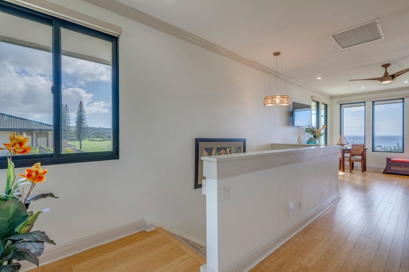 With sunlight streaming in and panoramic views in every direction, this upstairs nook is as peaceful as it is picturesque