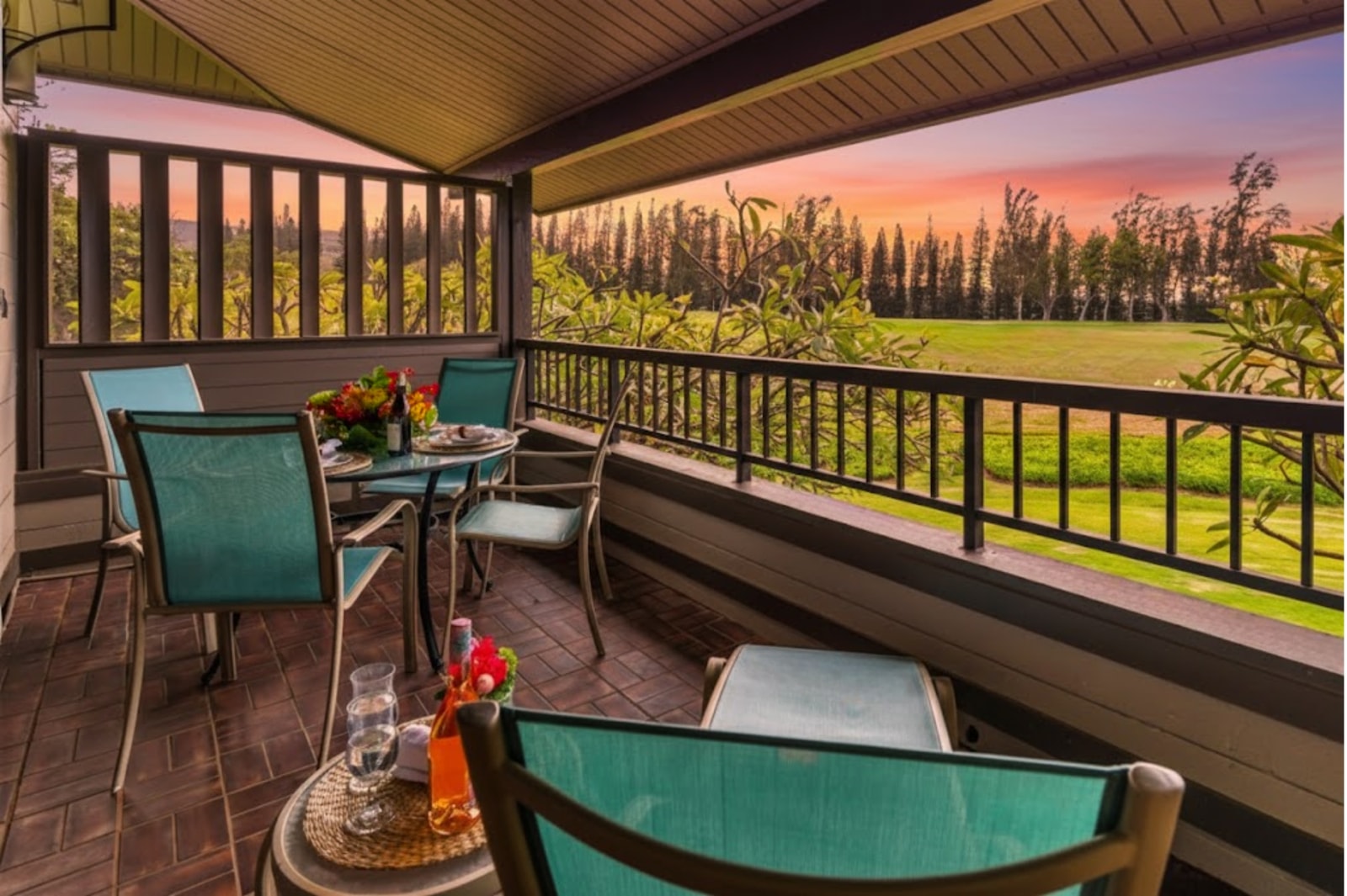 Unwind on your private lanai to watch gorgeous sunsets every night. KRV-2121