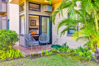 The guest bedroom features its own private lanai, perfect for enjoying Kapalua landscapes in peace KRV-2314