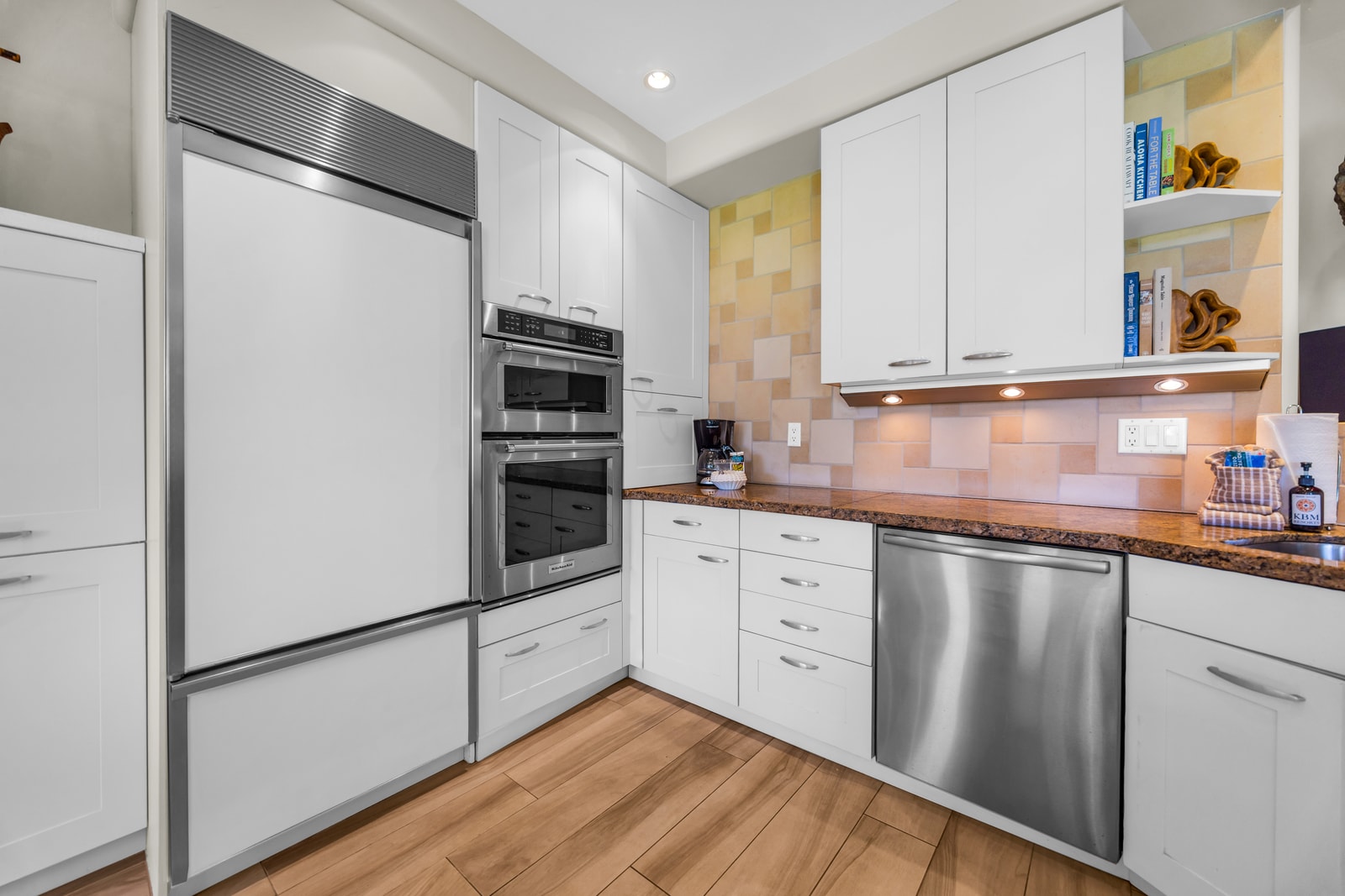 Fully equipped kitchen ready for fresh island cooking