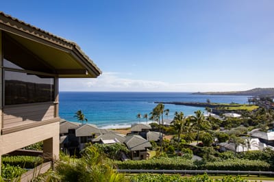 Begin each day with salty breezes, panoramic views, and the feeling that you’ve found the edge of the world KRV-2823
