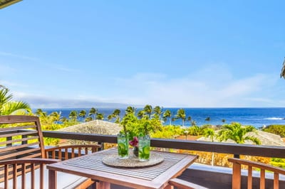 Open balcony framed by blue water KRV-311