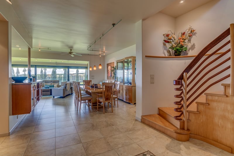Let the good vibes roll from the moment you walk in—this breezy, open-plan space is made for memory-making KRV-722