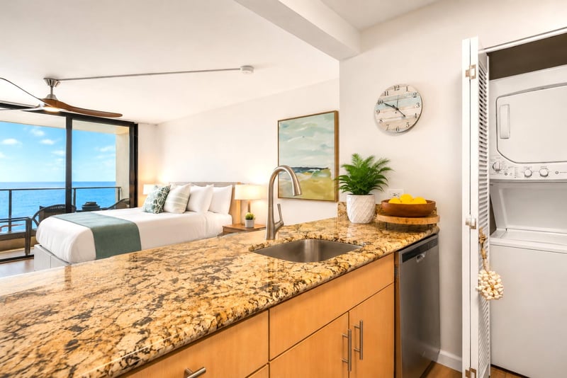 The in unit washer and dryer offer extra convenience during your stay MAH-1002