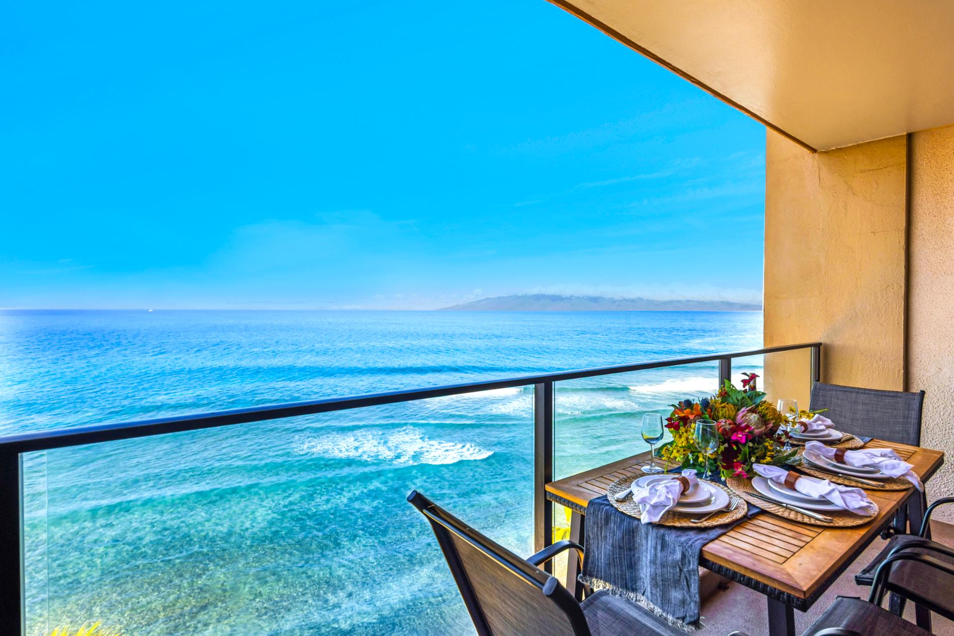 Your view is pure Maui, open ocean, dramatic coastline, and endless sky from Mahana 1006.
