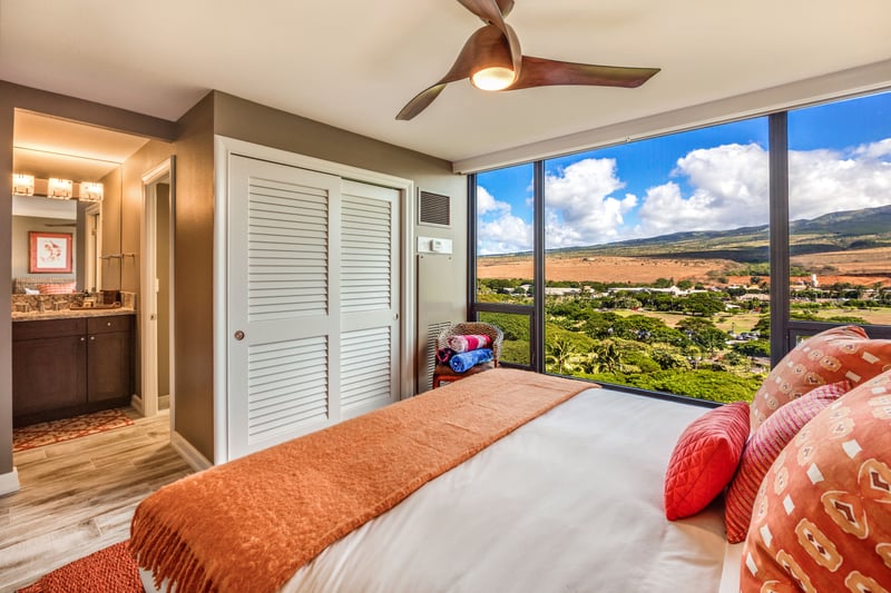 Sun-drenched and mountain-kissed, this radiant retreat pairs spicy orange tones with sweeping valley views that stretch for miles