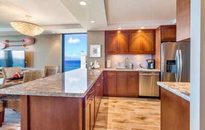 From grain-kissed floors to light-laced ceilings, the entire space breathes with the rhythm of refined coastal life
